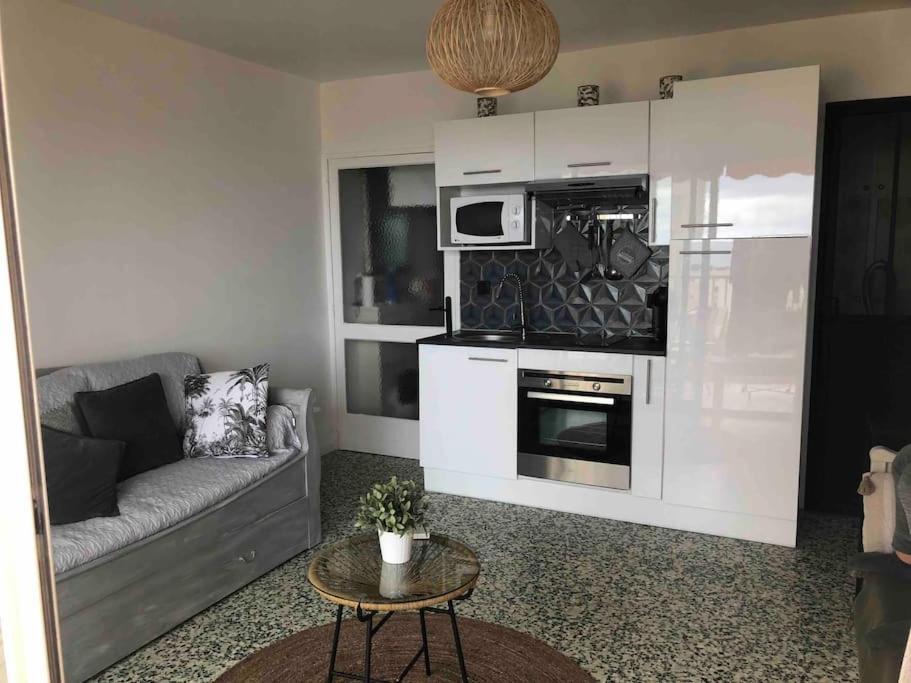 Appartement Vue Mer Au Lavandou Le Lavandou Luaran gambar