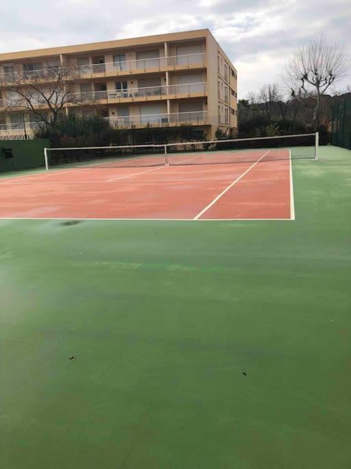 Appartement Vue Mer Au Lavandou Le Lavandou Luaran gambar